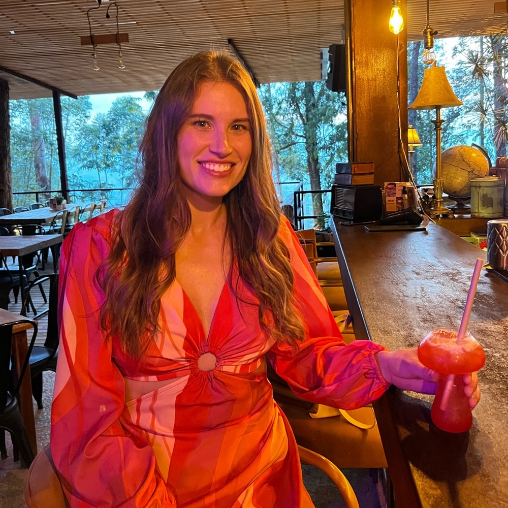 Meet your Posher, Casie